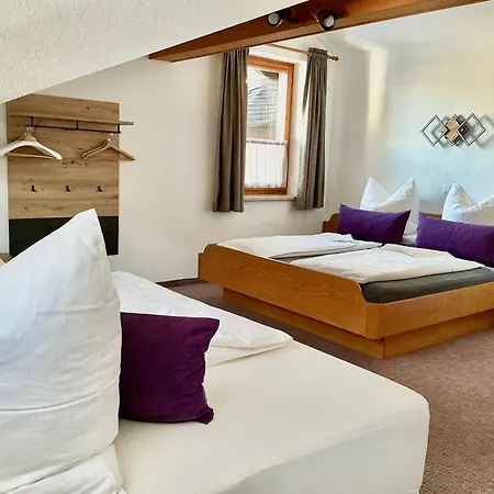 Vesna & Alex Apartamento Elmen